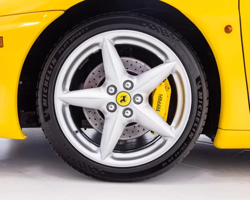 FERRARI-360-MODENA-RODA