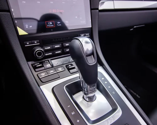 PORSCHE-718-BOXSTER-AZUL-CONSOLE-CENTRAL